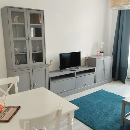 Mikra Homes24 In Apartman *